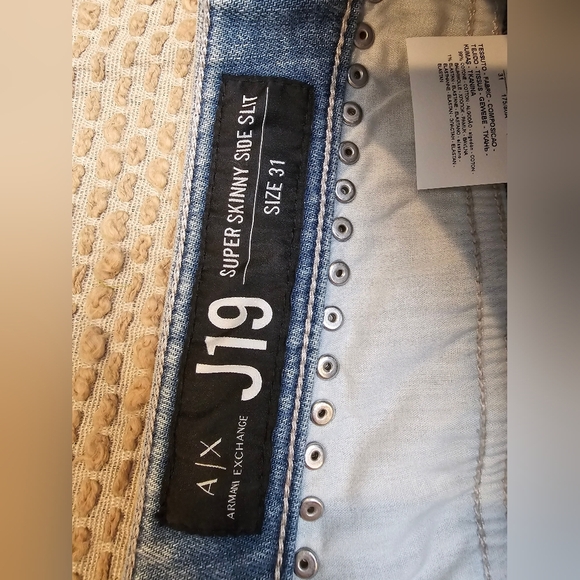 ARMANI EXCHANGE WOMEN'S J19 SUPER-SKINNY SIDE SLIT JEANS SIZE 31 - Picture 6 of 14